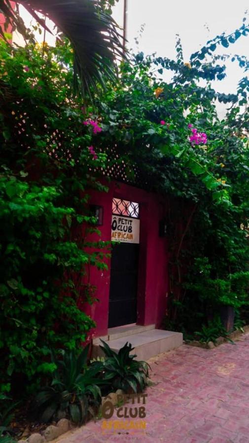 Bed and Breakfast O Petit Club Africain Дакар Екстер'єр фото